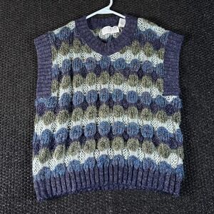 New Expressions Women's V-Neck Sleeveless Knit Vest Sweater Geometric Size M